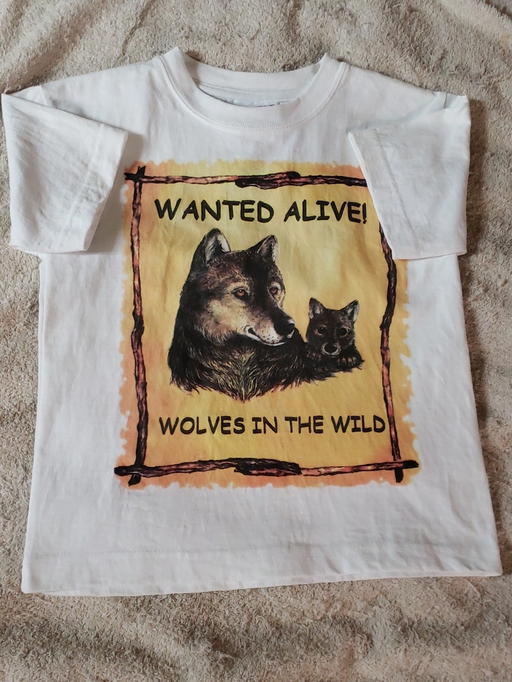 Vintage - World Wildlife Fund - Kids White 'Wolves in the Wild' Graphic Tee
